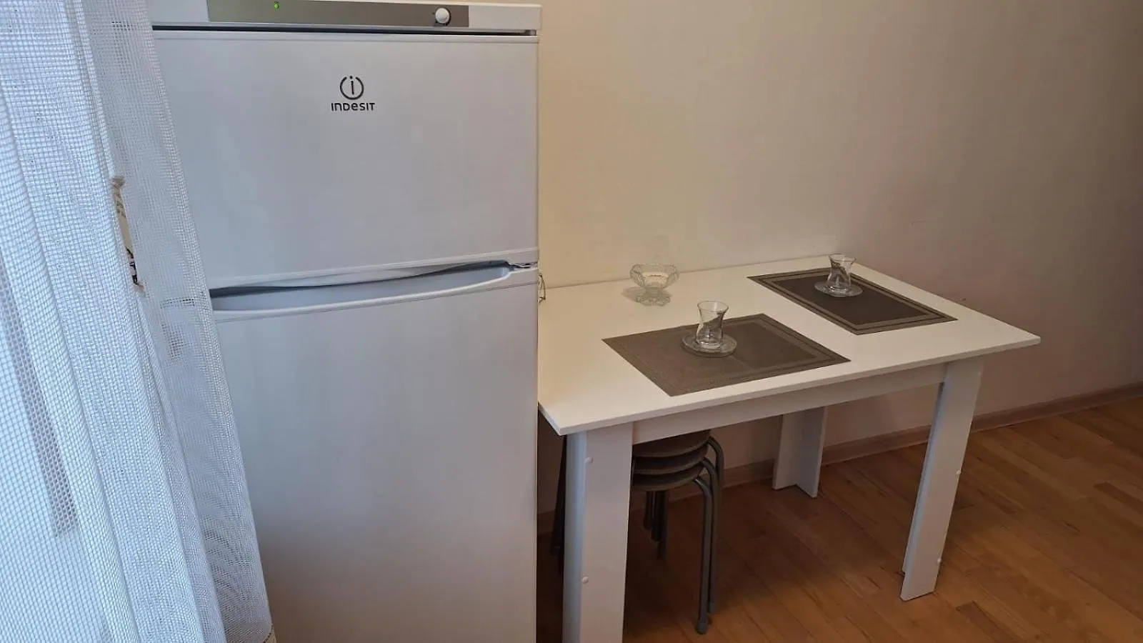У Тахира Apartment Almaty